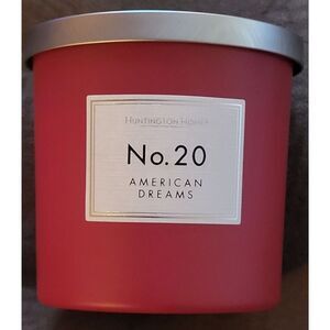 New Huntington Homes No. 20 American Dream Scented 2 Wick Luxury Candle 11.6 oz